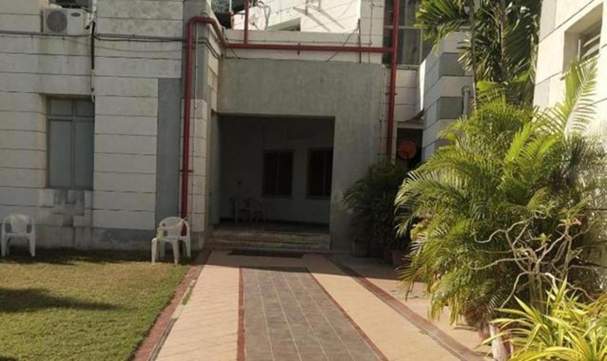 Hotel Sun N Step Club Αχμπανταμπάντ Εξωτερικό φωτογραφία